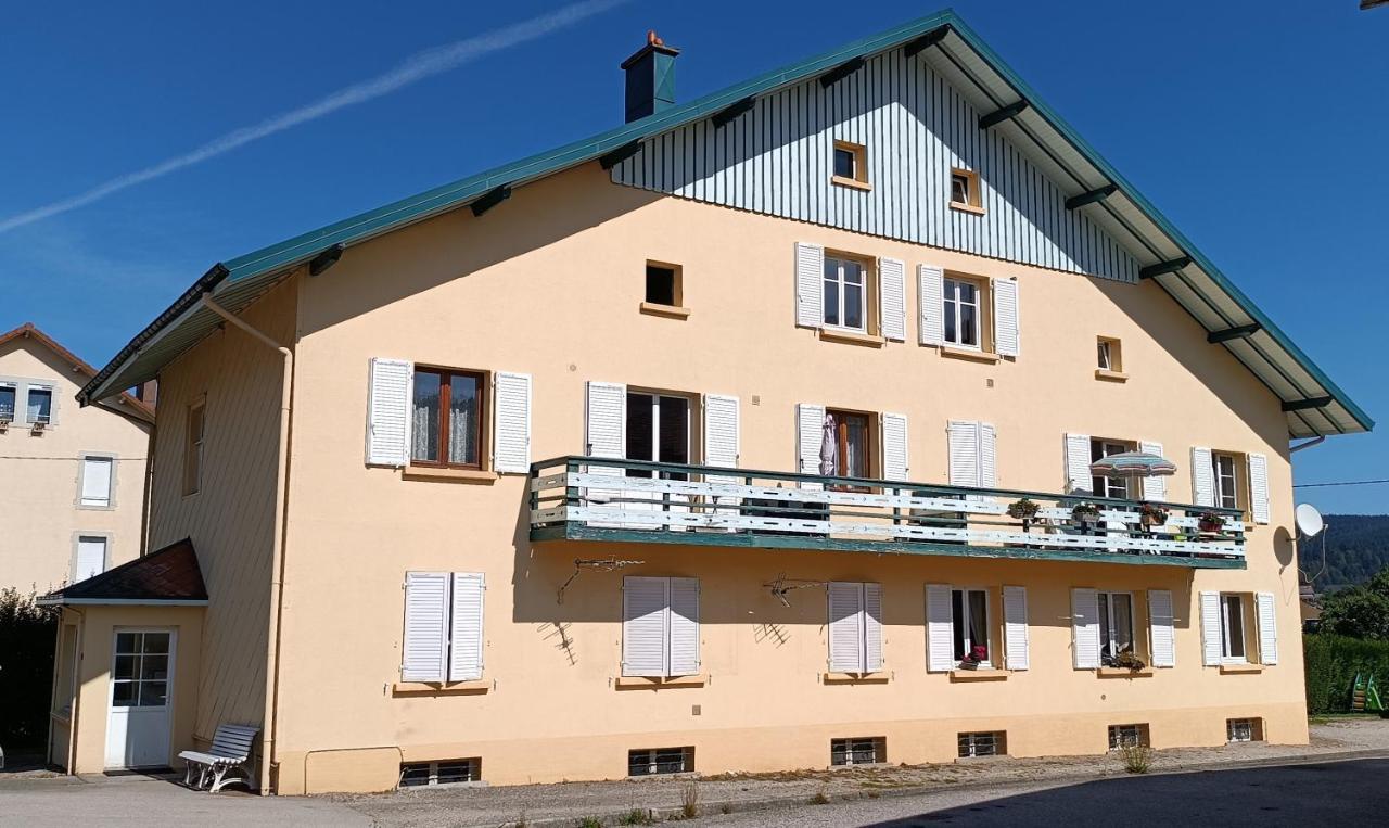 Le Nesdel Lägenhet Gérardmer Exteriör bild
